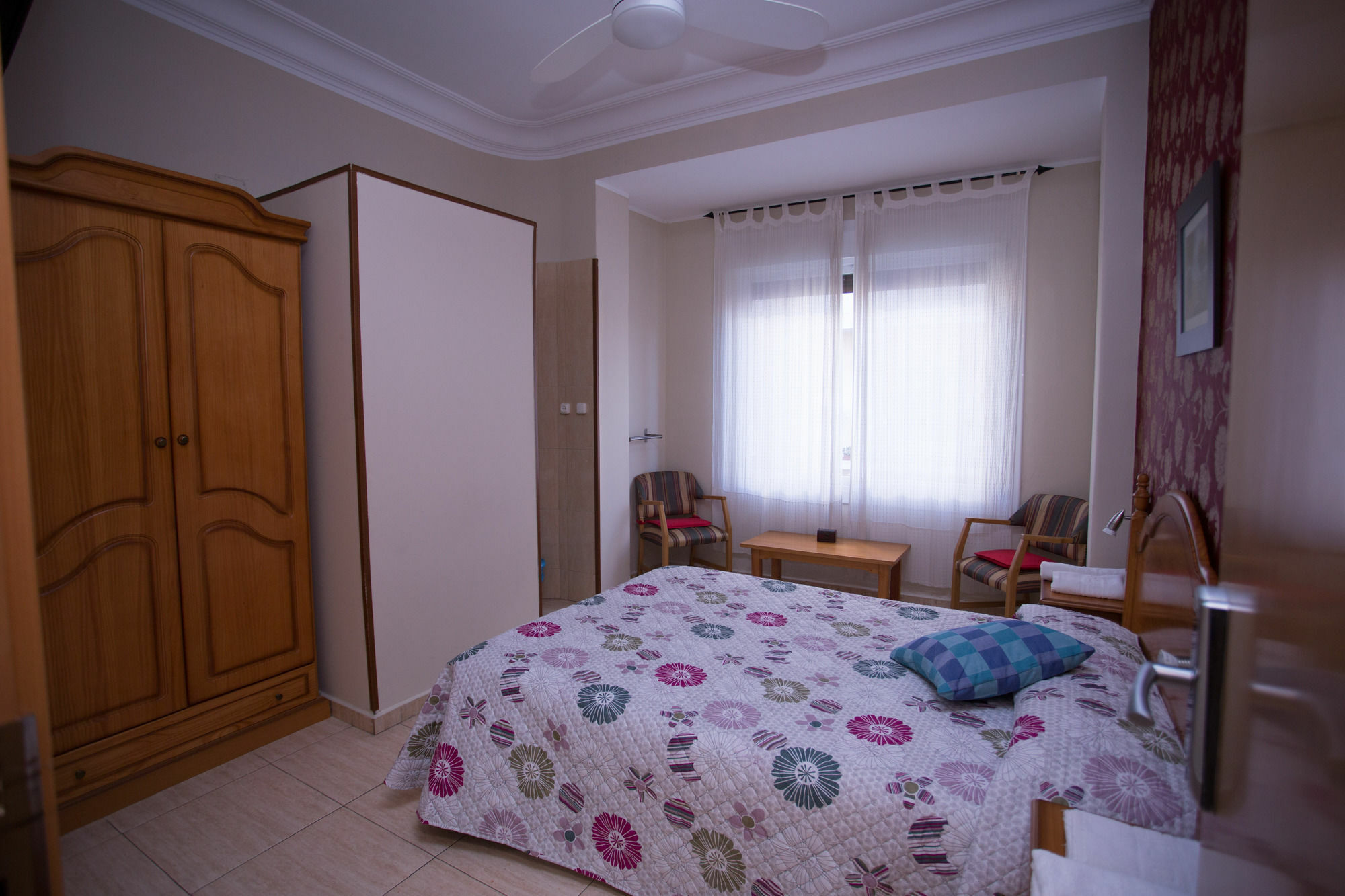Hostal Navarra ซาราโกซา ภายนอก รูปภาพ