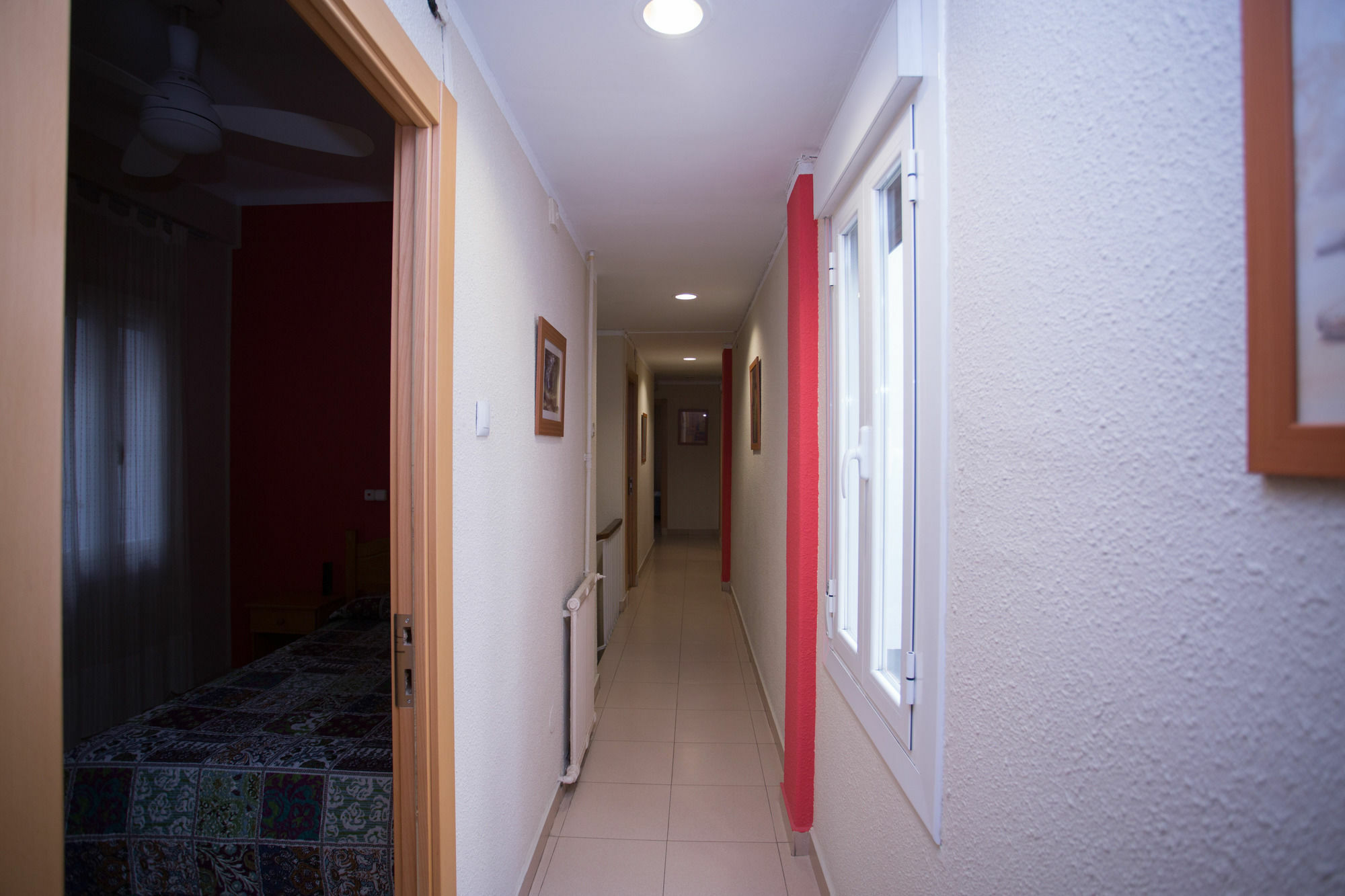 Hostal Navarra ซาราโกซา ภายนอก รูปภาพ